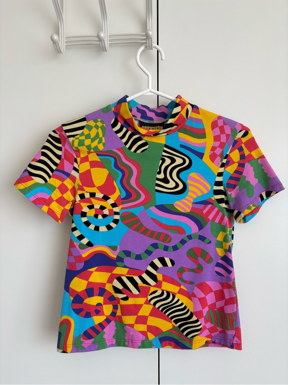 Nooworks mock neck shirt, party time print in stretch cotton Jersey 97% cotton
